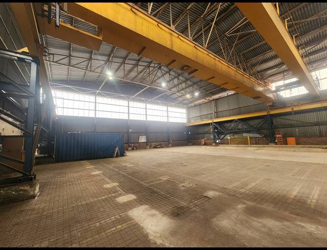1,250M² FACTORY TO LET IN ROODEKOP